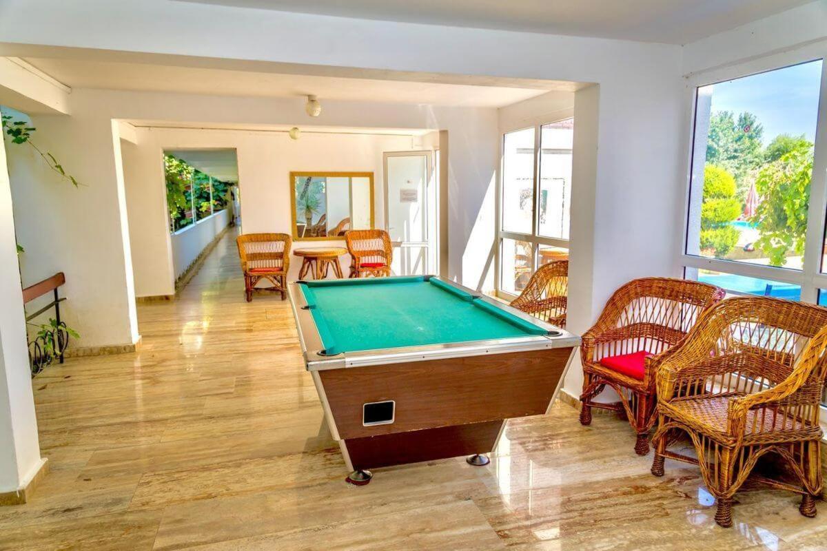 Complex Tismana 3* All Inclusive Юпитер Екстериор снимка