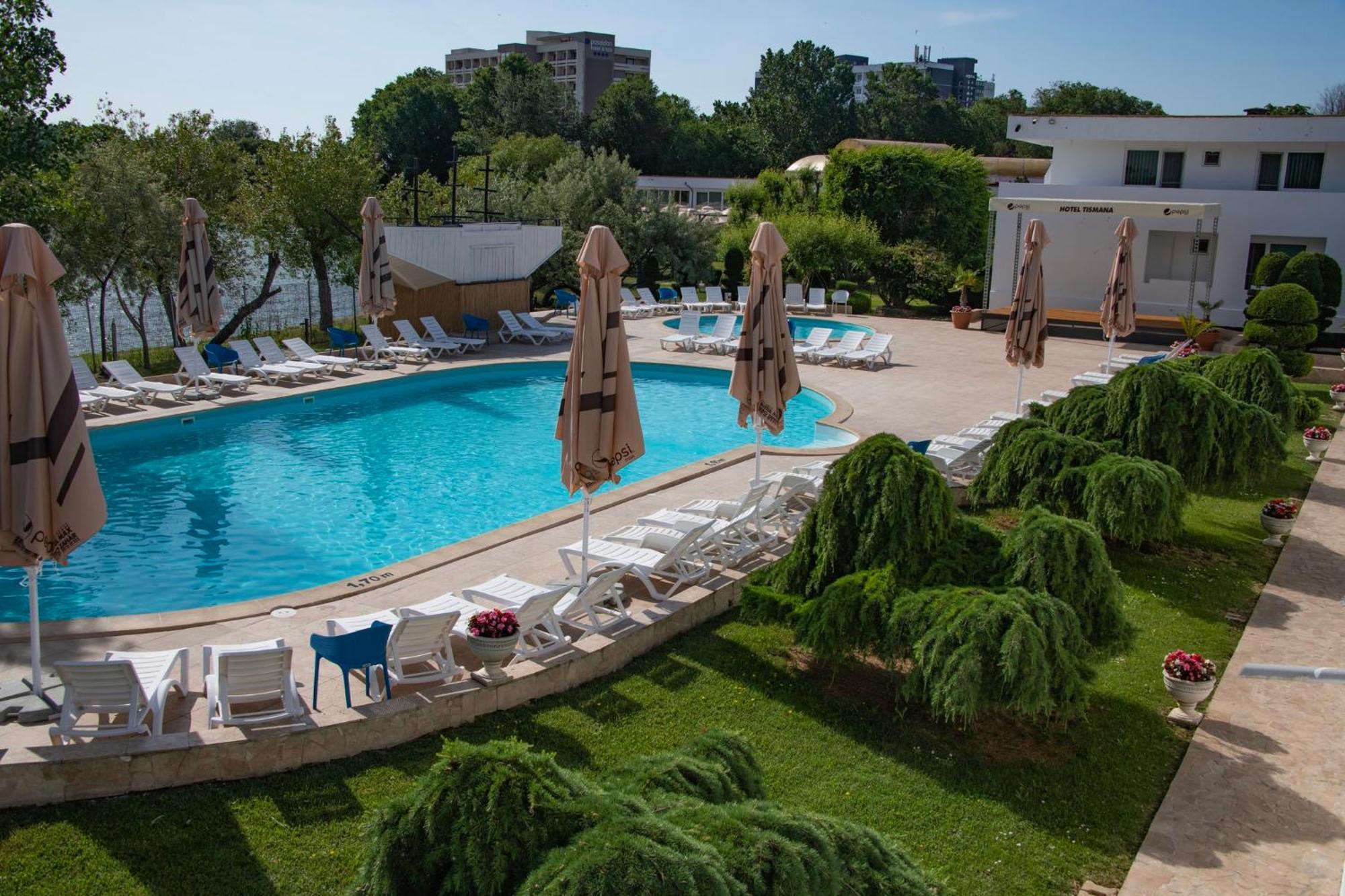 Complex Tismana 3* All Inclusive Юпитер Екстериор снимка