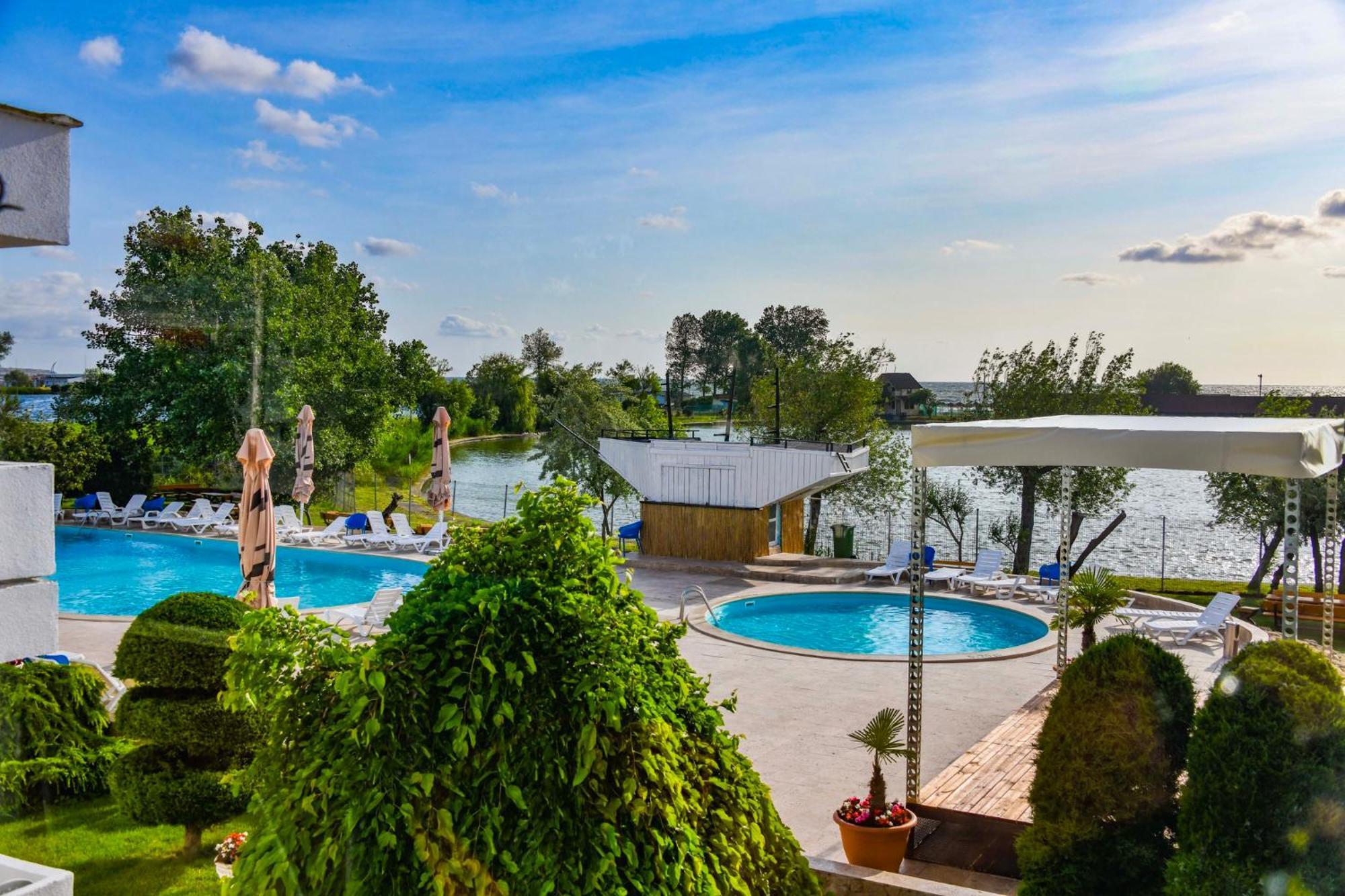 Complex Tismana 3* All Inclusive Юпитер Екстериор снимка