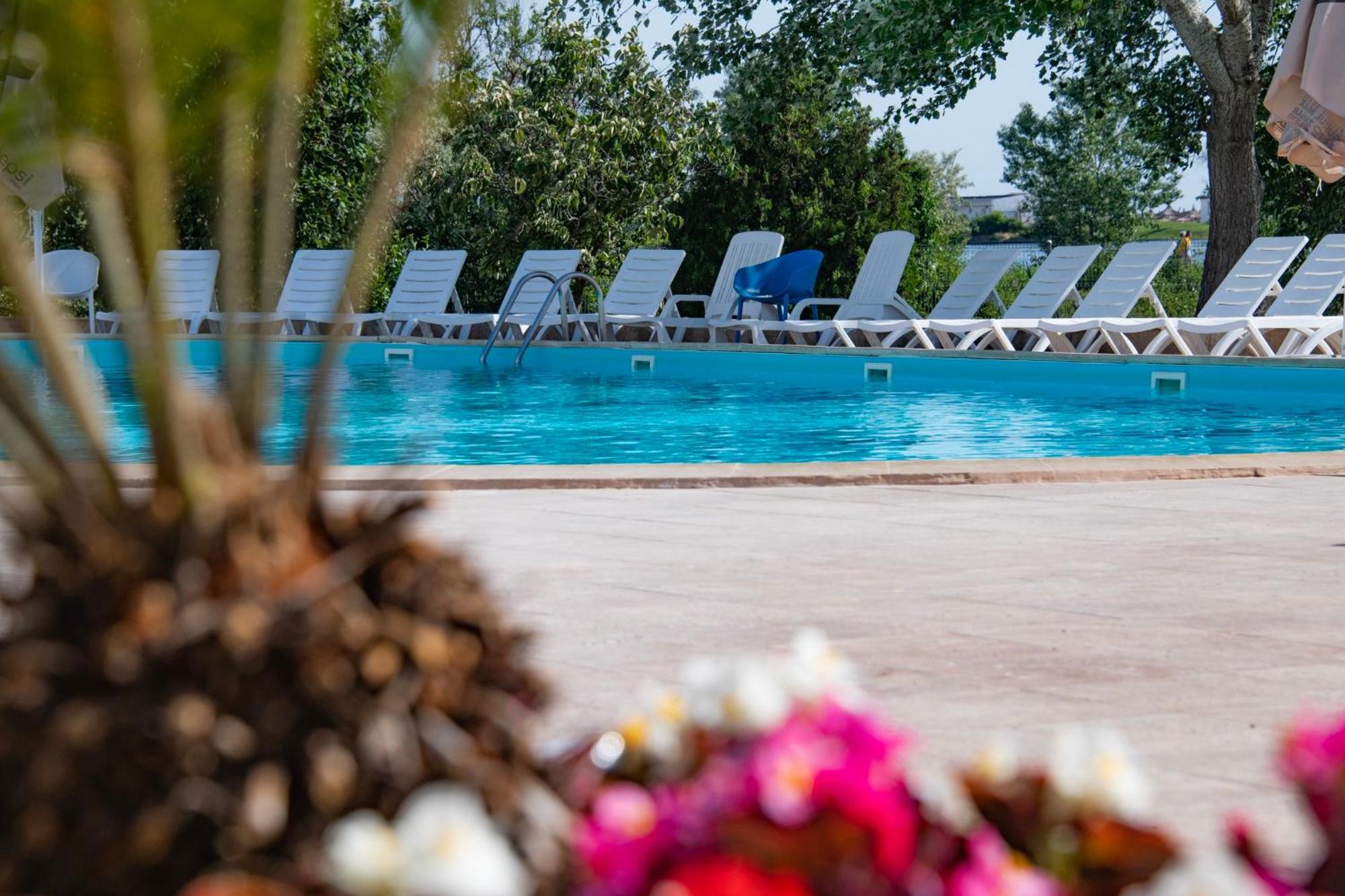 Complex Tismana 3* All Inclusive Юпитер Екстериор снимка